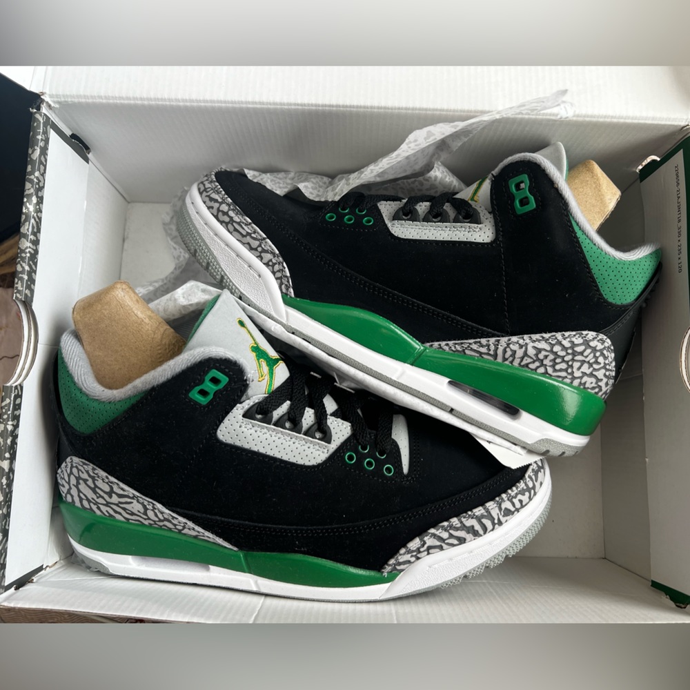 Jordan 3 Retro - Picture 2 of 4